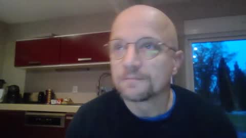 Espigle online show from 12.04.25