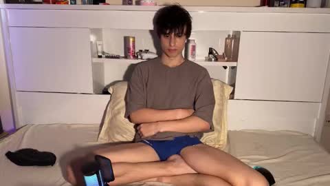 Snapshot of luan2006lovecarti chatting on 09.24.25 luan online show from 09.24.25