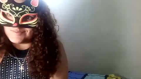 Snapshot of luana363 chatting on 01.21.25 luana363 online show from 01.21.25