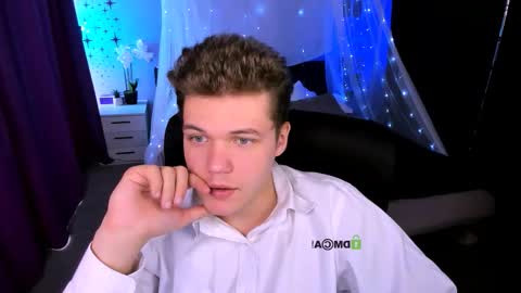 lucas_long_ online show from 11.07.25