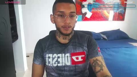 Snapshot of lucavanden chatting on 10.31.25 Luca Vanden online show from 10.31.25