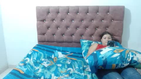 luciana_rober online show from 10.14.25