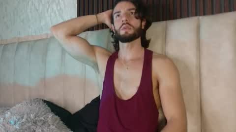 Snapshot of luciano_ferrer chatting on 09.16.25 Luciano online show from 09.16.25