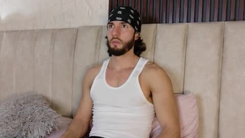Snapshot of luciano_ferrer chatting on 10.15.25 Luciano online show from 10.15.25