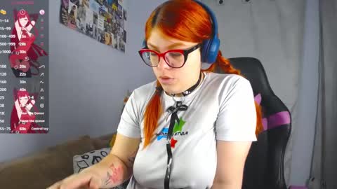 Snapshot of lucie_nicolls chatting on 03.07.25 Lucie   online show from 03.07.25