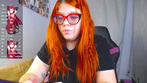 Snapshot of lucie_nicolls chatting on 03.09.25 Lucie   online show from 03.09.25