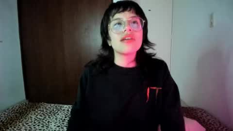 Snapshot of luciferrx666 chatting on 09.30.25 camila online show from 09.30.25