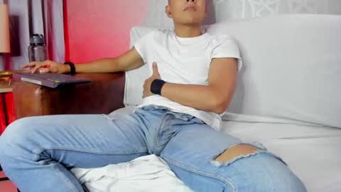 Leo online show from 02.23.25