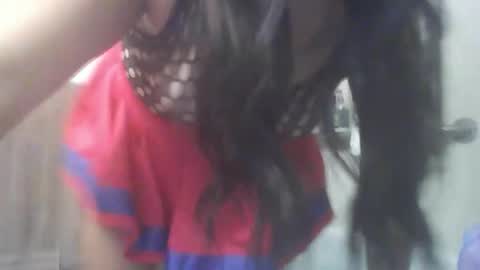 Snapshot of lucindalae chatting on 12.04.25 lucindalae online show from 12.04.25