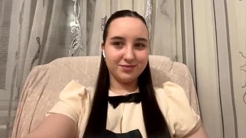Snapshot of lucindapano chatting on 11.28.25 Sofia online show from 11.28.25