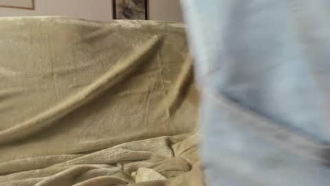 Snapshot of luckydrakex chatting on 01.05.25 Lucky online show from 01.05.25