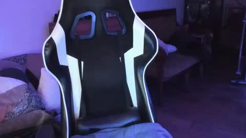 Snapshot of luckydrakex chatting on 01.21.25 Lucky online show from 01.21.25