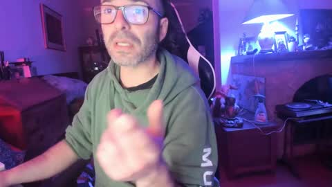 Snapshot of luckydrakex chatting on 02.26.25 Lucky online show from 02.26.25