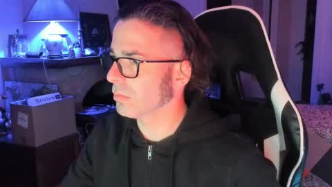 Snapshot of luckydrakex chatting on 03.01.25 Lucky online show from 03.01.25