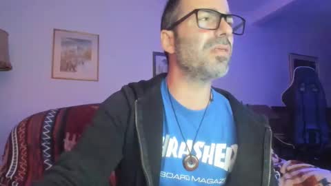 Snapshot of luckydrakex chatting on 09.11.25 Lucky online show from 09.11.25