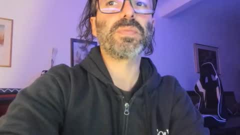 Snapshot of luckydrakex chatting on 10.03.25 Lucky online show from 10.03.25