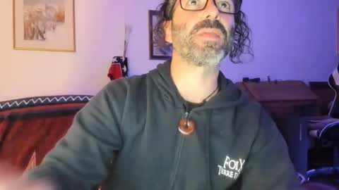 Snapshot of luckydrakex chatting on 10.04.25 Lucky online show from 10.04.25