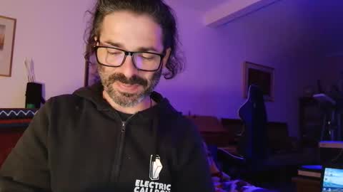 Snapshot of luckydrakex chatting on 10.10.25 Lucky online show from 10.10.25