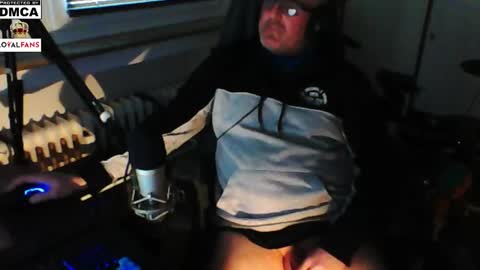 Snapshot of luckyfreak1 chatting on 01.17.25 call me Stefan online show from 01.17.25