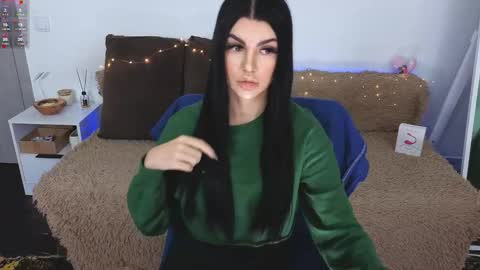 Snapshot of luckyrebel_ chatting on 09.20.25 Monika online show from 09.20.25