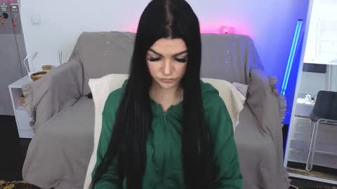 Snapshot of luckyrebel_ chatting on 10.03.25 Monika online show from 10.03.25