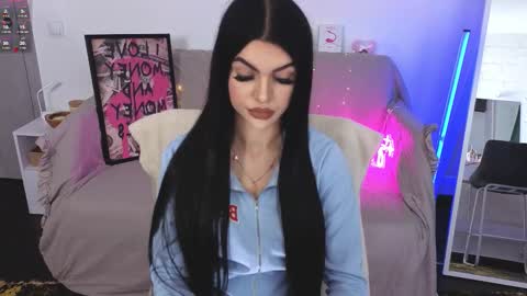 Snapshot of luckyrebel_ chatting on 10.09.25 Monika online show from 10.09.25