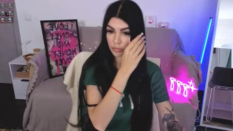 Snapshot of luckyrebel_ chatting on 10.10.25 Monika online show from 10.10.25
