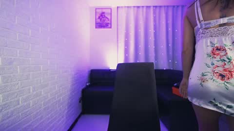 Snapshot of luckysam6 chatting on 02.01.25 SAMMY online show from 02.01.25