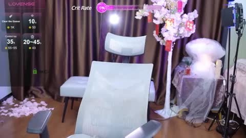 Snapshot of lucy__bb chatting on 02.03.25 Lucy online show from 02.03.25