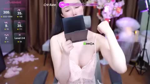 Snapshot of lucy__bb chatting on 02.14.25 Lucy online show from 02.14.25