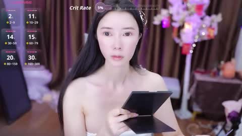 Snapshot of lucy__bb chatting on 09.29.25 Lucy online show from 09.29.25