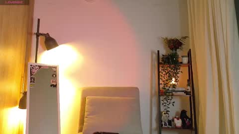 Snapshot of lucy_meoww chatting on 11.10.25 lucy meoww online show from 11.10.25