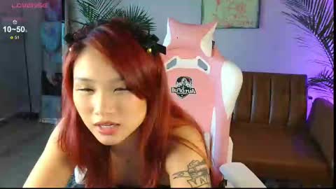 Snapshot of lucydelrey57 chatting on 02.26.25 lucydelrey57 online show from 02.26.25