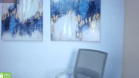 Lucy Liiu online show from 10.26.25