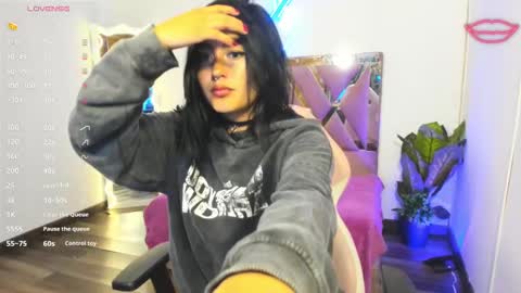 Snapshot of ludo_kitty_tay chatting on 02.18.25 ludo_kitty_tay online show from 02.18.25