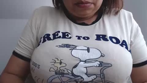 Snapshot of lumi_84 chatting on 12.21.24 LUMI online show from 12.21.24