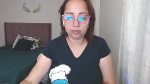 Snapshot of lumi_84 chatting on 01.04.25 LUMI online show from 01.04.25