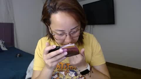 Snapshot of lumi_84 chatting on 01.18.25 LUMI online show from 01.18.25