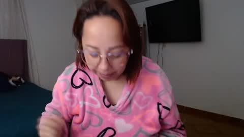 Snapshot of lumi_84 chatting on 01.20.25 LUMI online show from 01.20.25