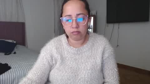 Snapshot of lumi_84 chatting on 01.31.25 LUMI online show from 01.31.25