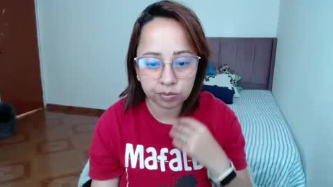 Snapshot of lumi_84 chatting on 02.15.25 LUMI online show from 02.15.25