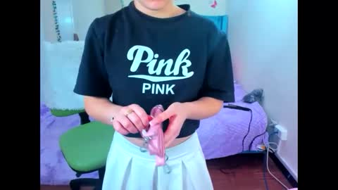 luna_analya online show from 10.06.25