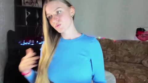 Snapshot of luna_evan chatting on 12.09.24 luna_evan online show from 12.09.24