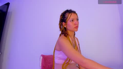 Snapshot of luna_hazard chatting on 12.09.24 luna_hazard online show from 12.09.24