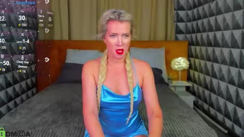 luna_lew1s online show from 10.20.25