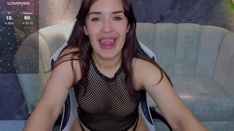 Live 1500am 2100pm COLOMBIAN HOUR online show from 10.29.25