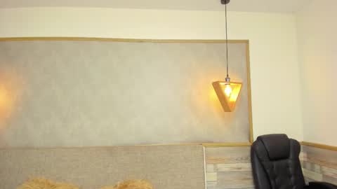 LUNA  online show from 11.22.25