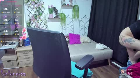 Snapshot of lunagasai_ chatting on 01.22.25 Luna online show from 01.22.25