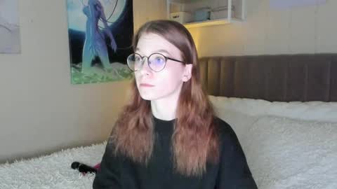 Snapshot of lunar_sofia chatting on 02.27.25 Sofia online show from 02.27.25