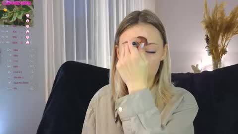 Kelly online show from 10.21.25